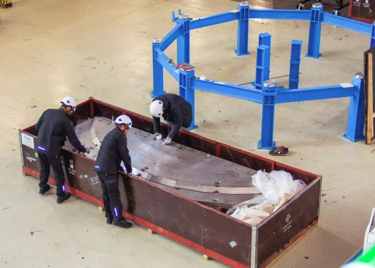 First HGCAL absorber structure delivered to CERN for assembly