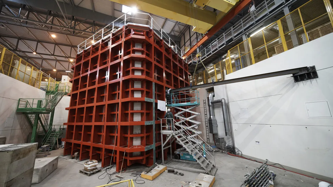 ProtoDUNE gets ready for first tests at CERN